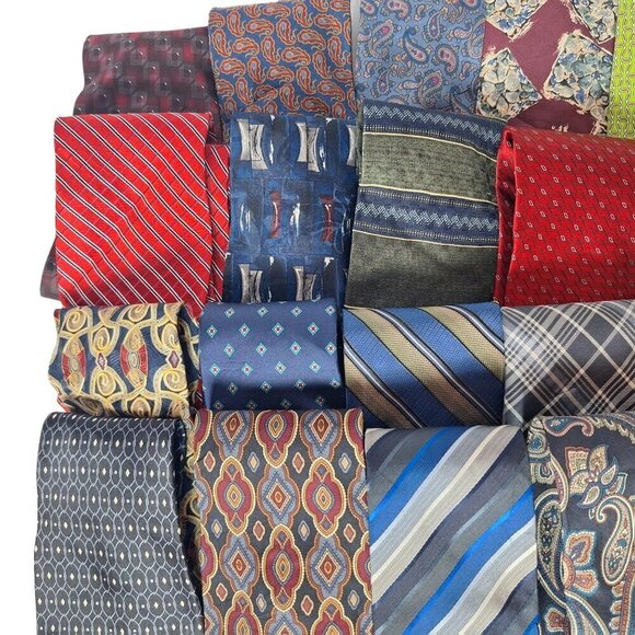 Lot Of 20 Neckties Silk Polyester Assorted Brands - Picture 4 of 6